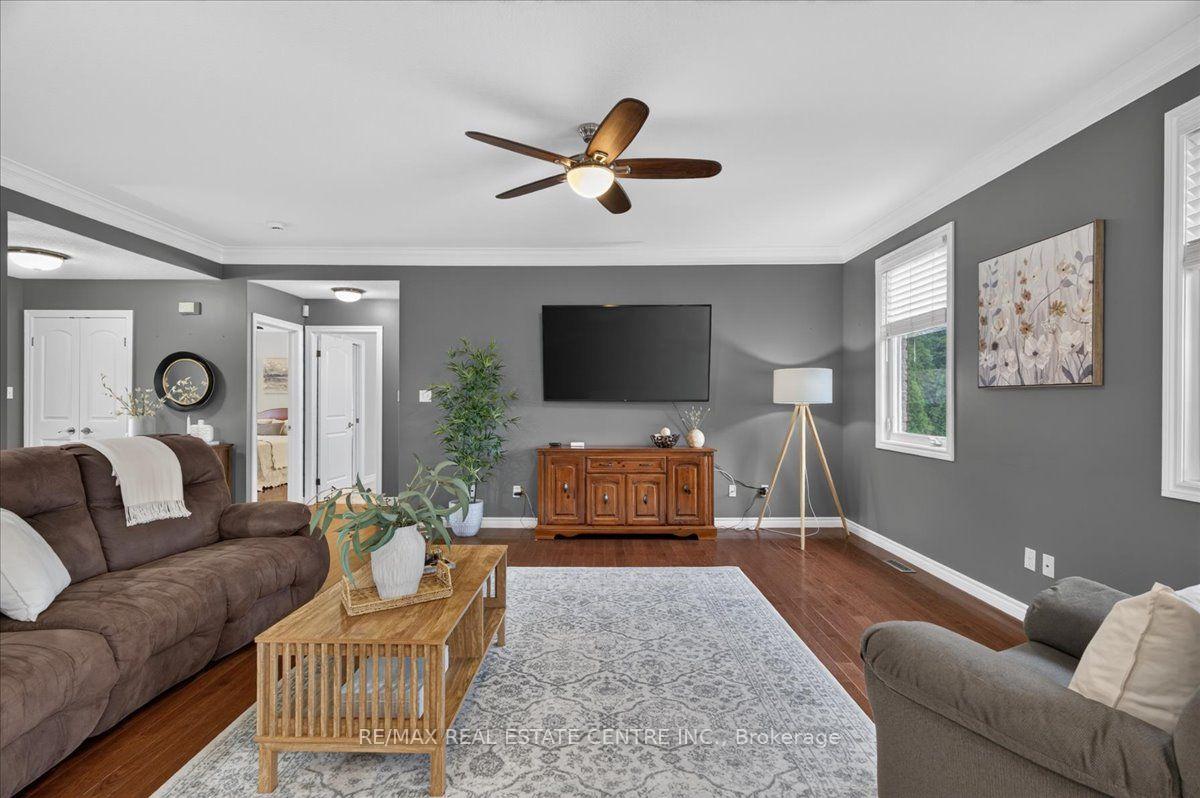 Photo 11 of 515 Woodward Drive, Strathroy-Caradoc, Mount Brydges — HOMEH