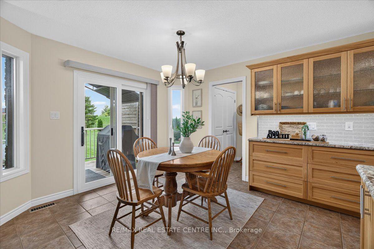 Photo 15 of 515 Woodward Drive, Strathroy-Caradoc, Mount Brydges — HOMEH