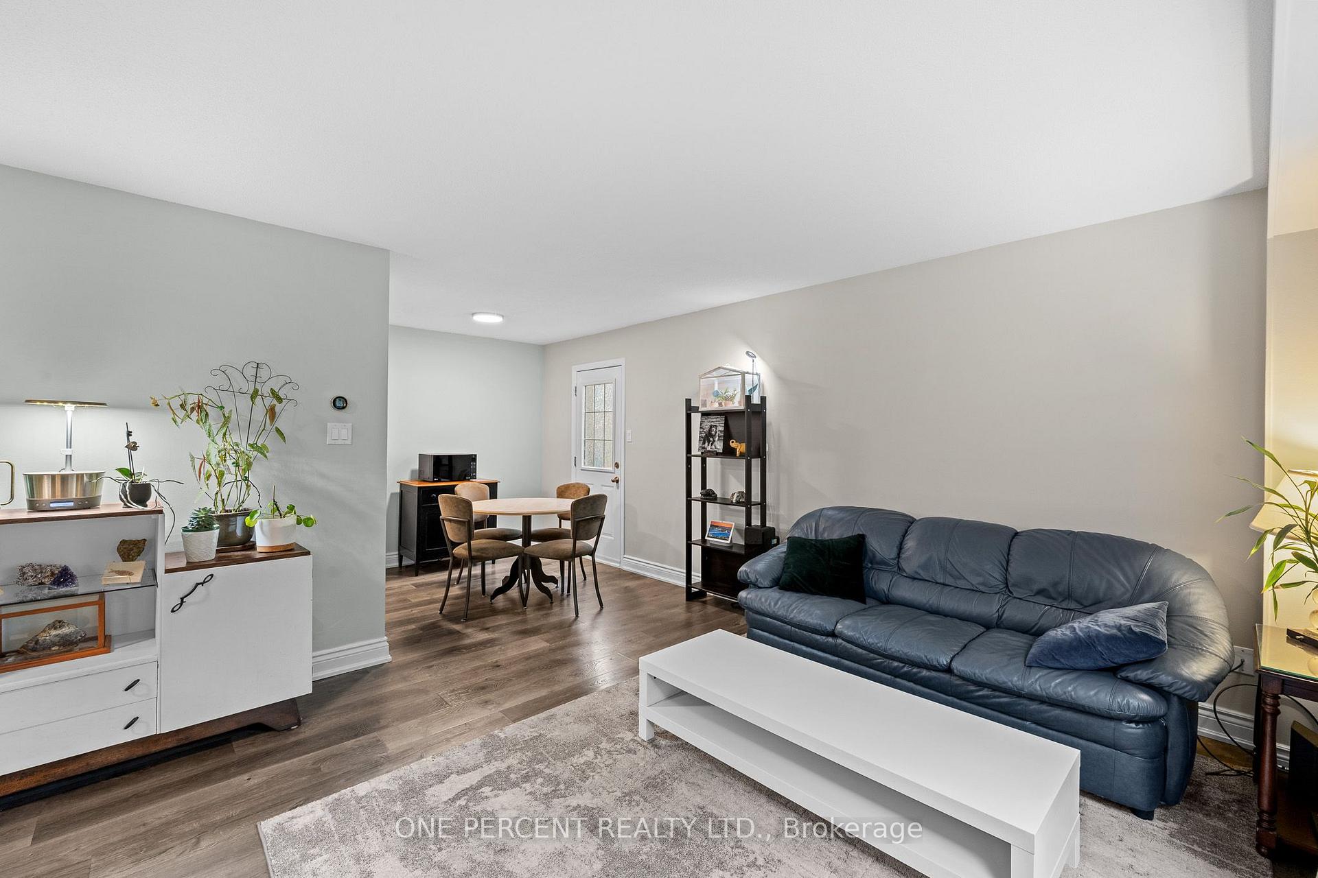 Photo 11 of Unit D, 20 Sonnet Crescent, Ottawa, Westcliffe Estates — HOMEH