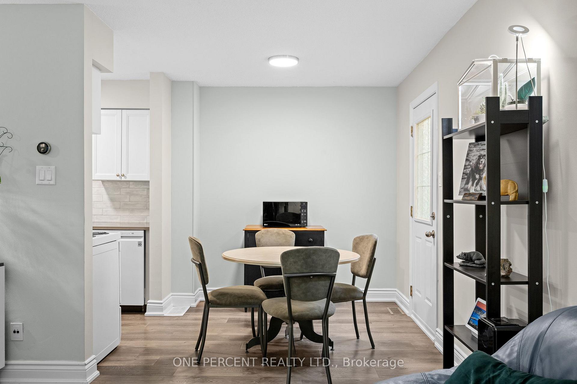 Photo 13 of Unit D, 20 Sonnet Crescent, Ottawa, Westcliffe Estates — HOMEH