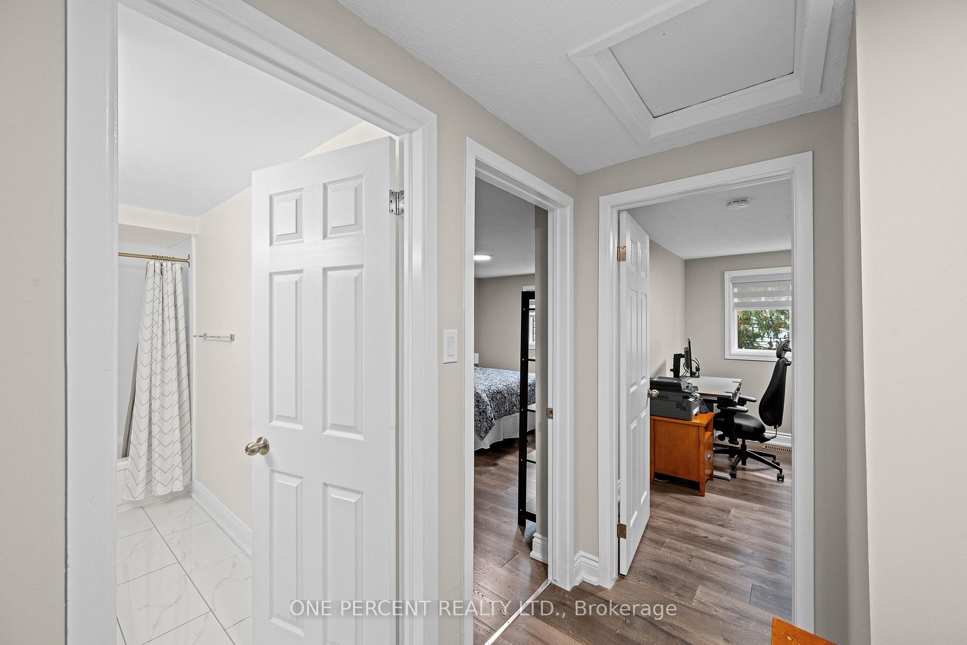 Photo 17 of Unit D, 20 Sonnet Crescent, Ottawa, Westcliffe Estates — HOMEH
