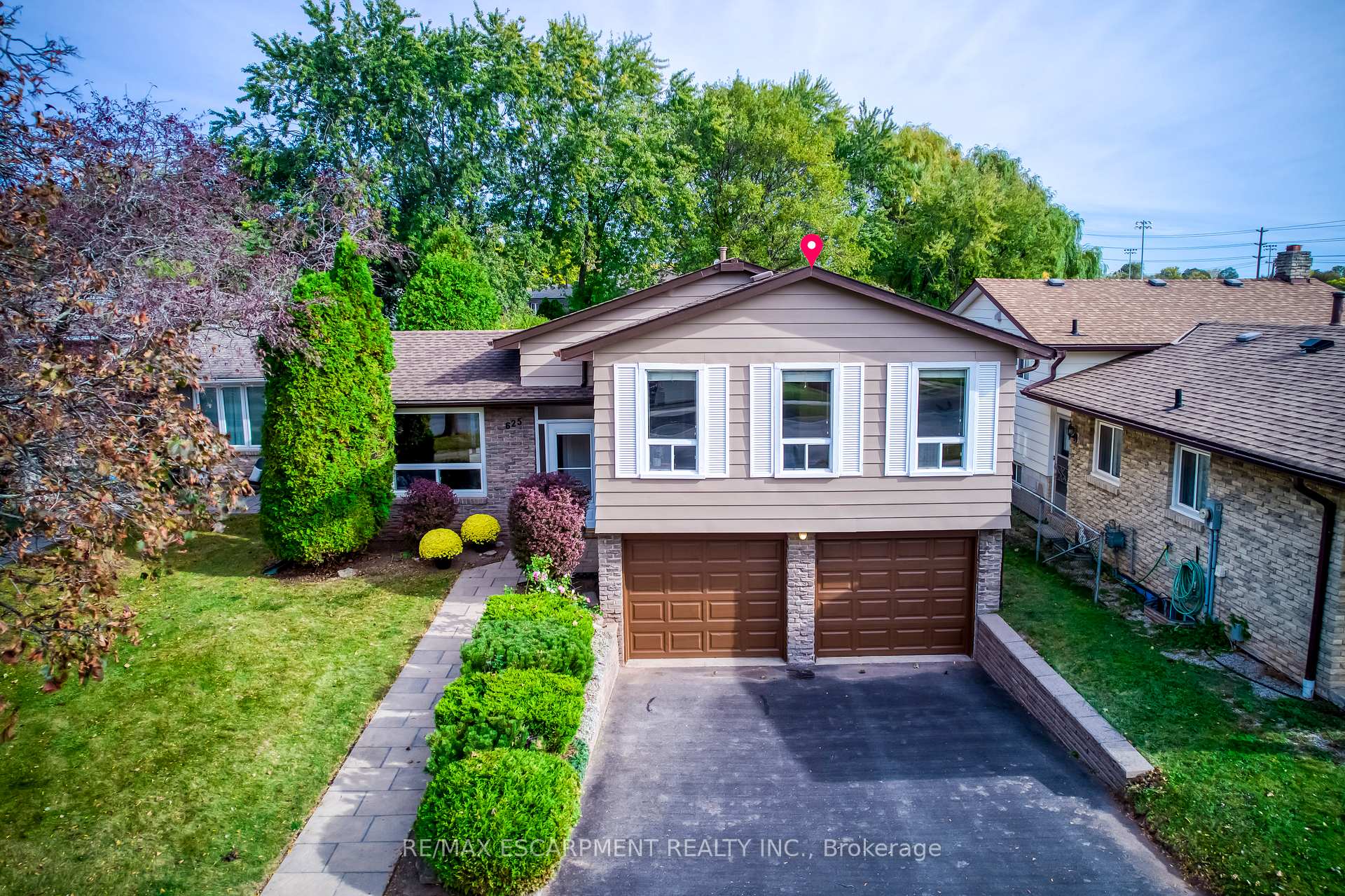 Photo 1 of 625 Belvenia Road, Burlington, Shoreacres — HOMEH