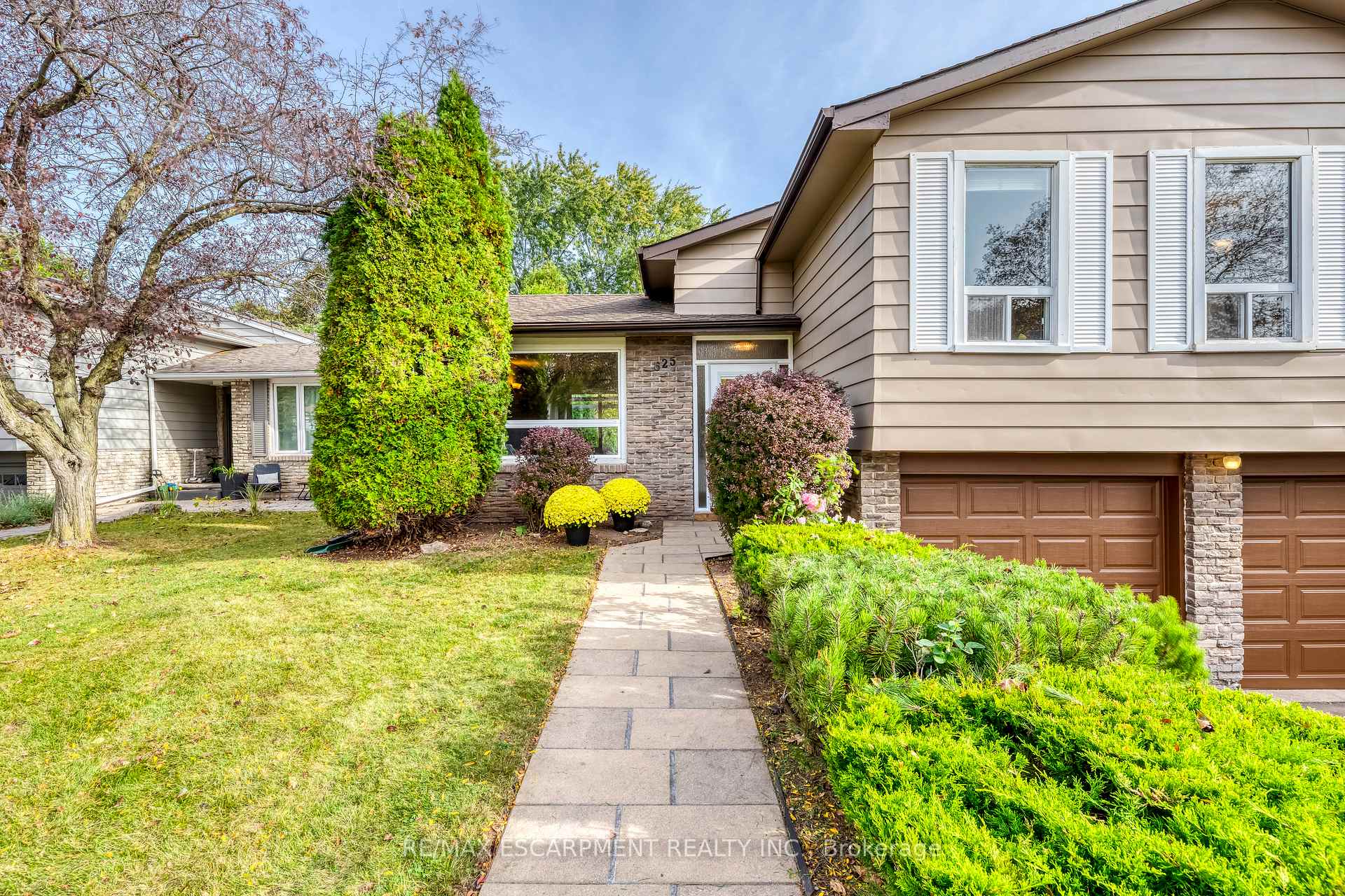Photo 18 of 625 Belvenia Road, Burlington, Shoreacres — HOMEH