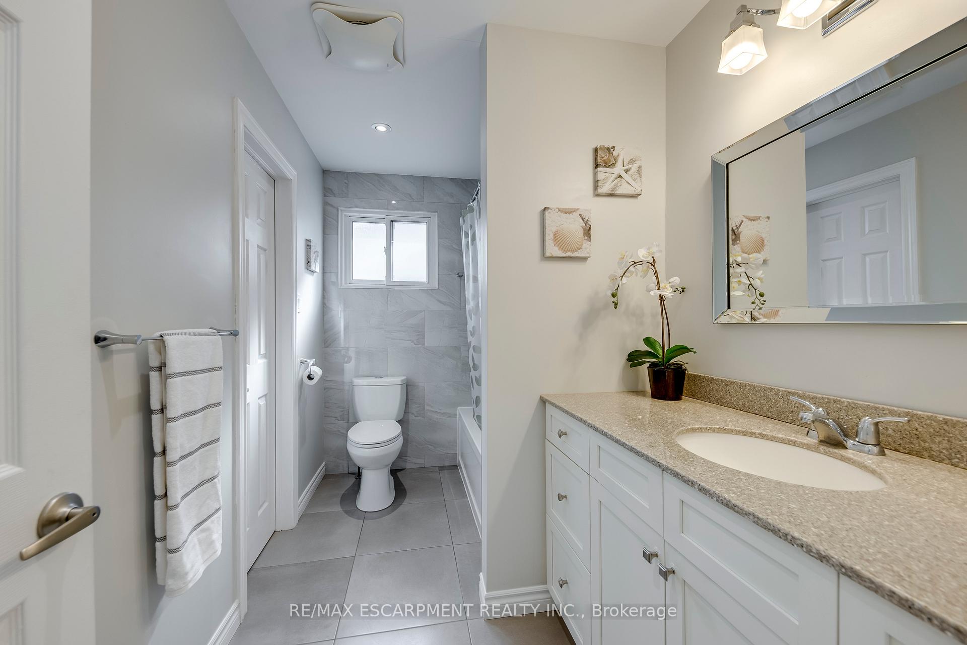 Photo 64 of 625 Belvenia Road, Burlington, Shoreacres — HOMEH