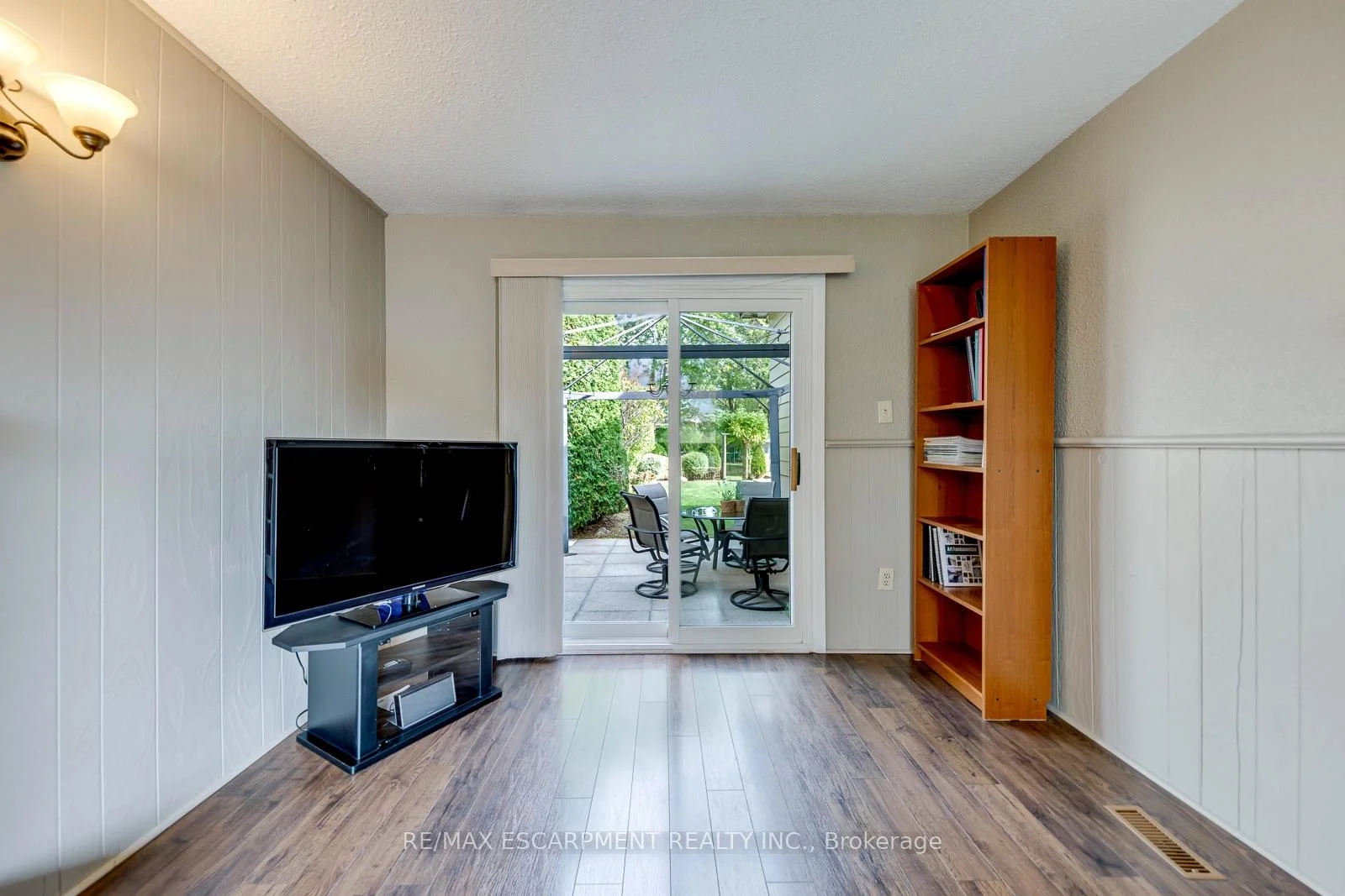 Photo 40 of 625 Belvenia Road, Burlington, Shoreacres — HOMEH