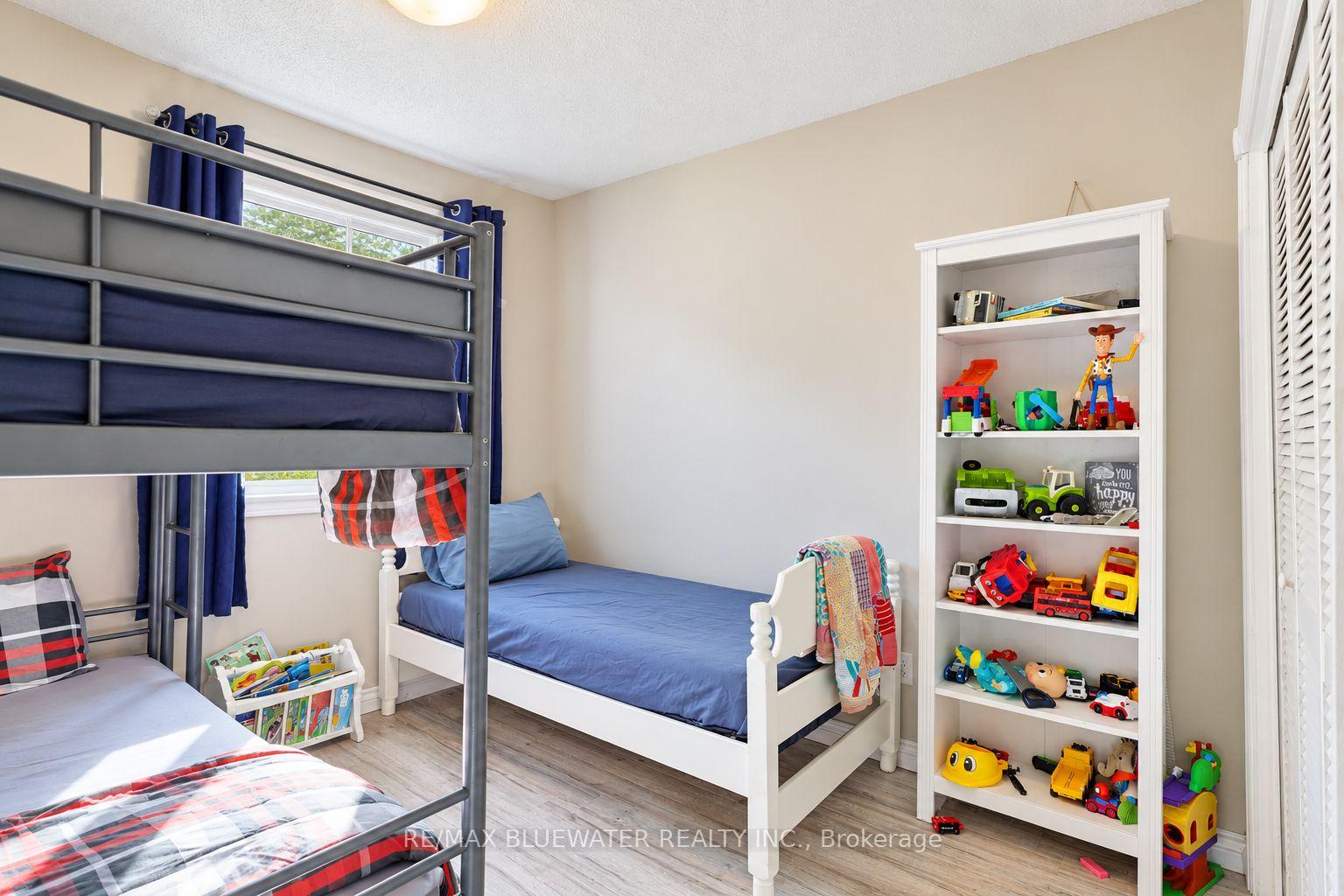 Photo 22 of 8437 Defore Drive, Lambton Shores — HOMEH
