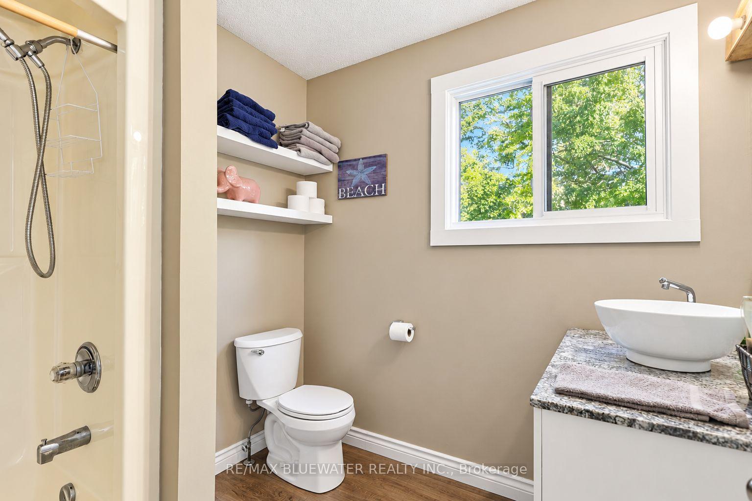 Photo 24 of 8437 Defore Drive, Lambton Shores — HOMEH