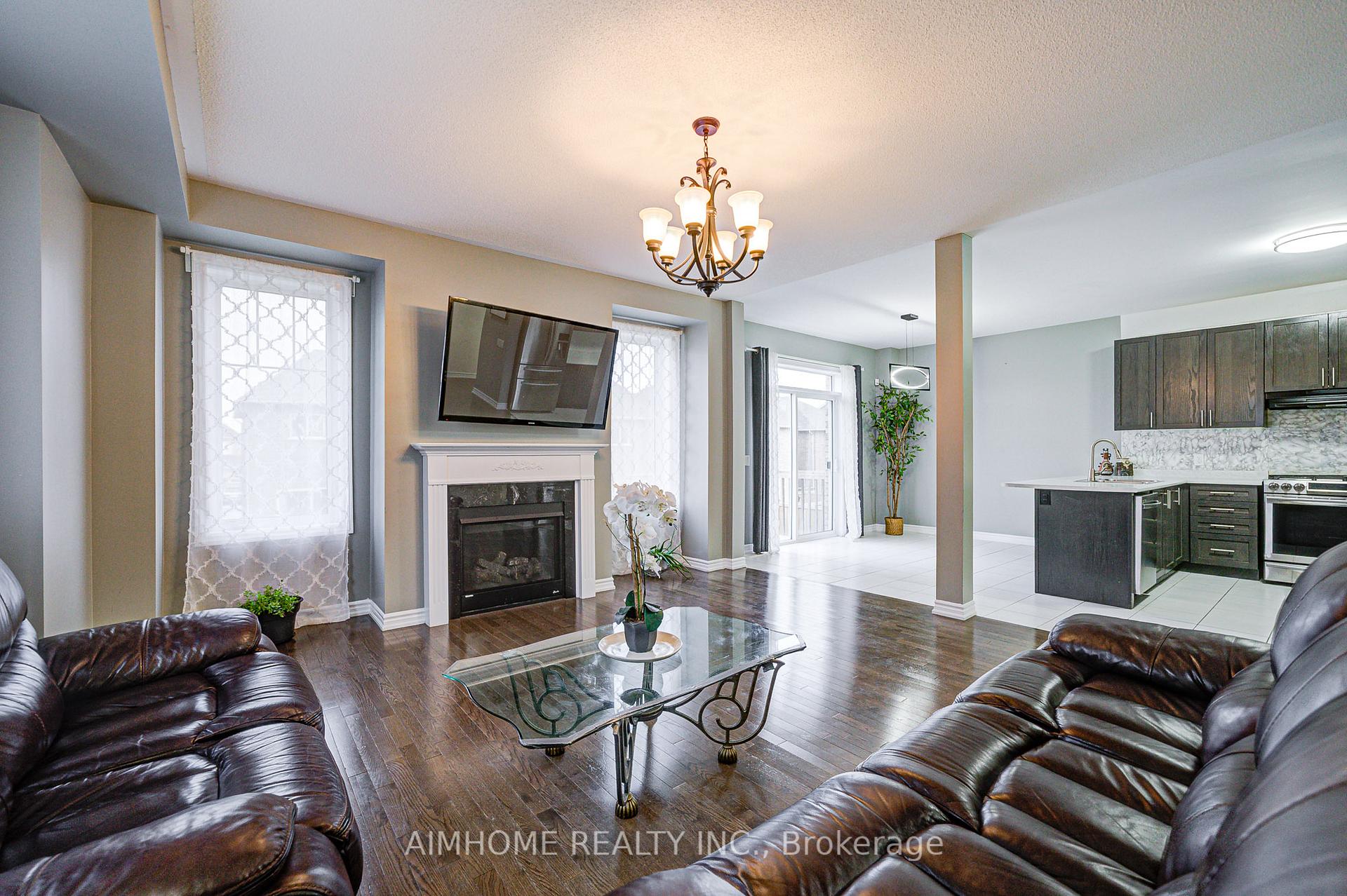 Photo 3 of 2383 Dobbinton Street, Oshawa, Windfields — HOMEH