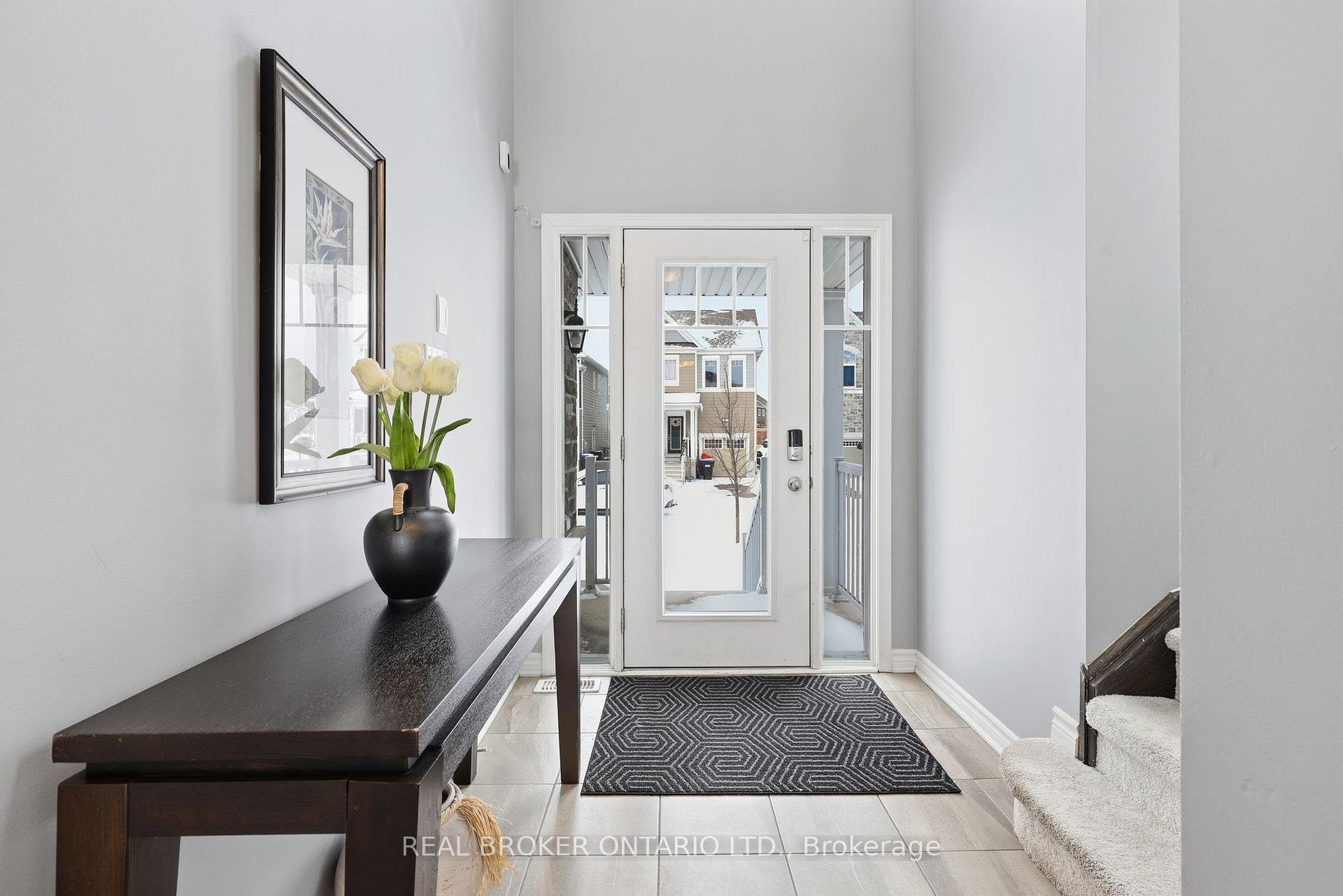 Photo 5 of 38 Sandhill Crane Drive, Wasaga Beach — HOMEH