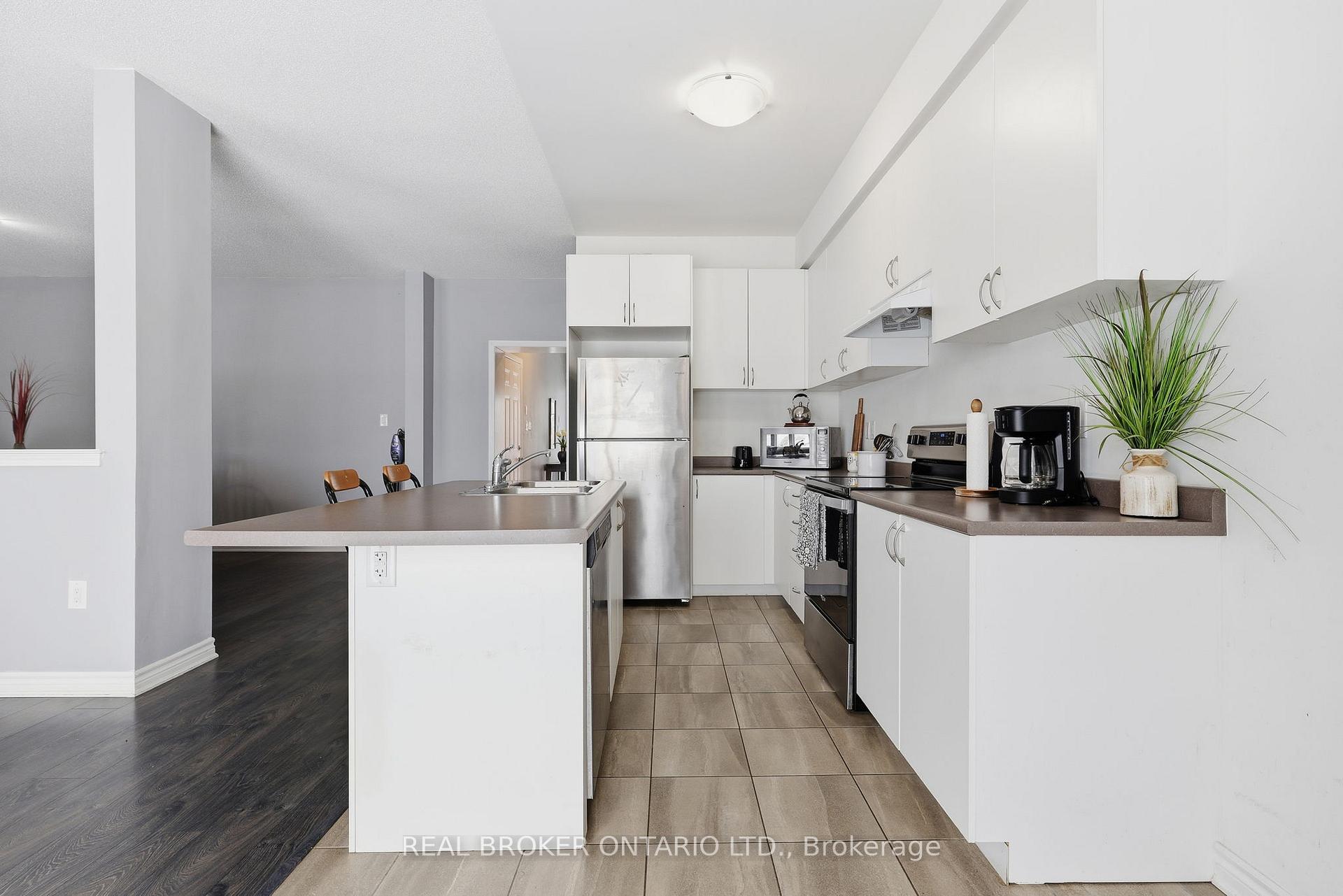 Photo 11 of 38 Sandhill Crane Drive, Wasaga Beach — HOMEH