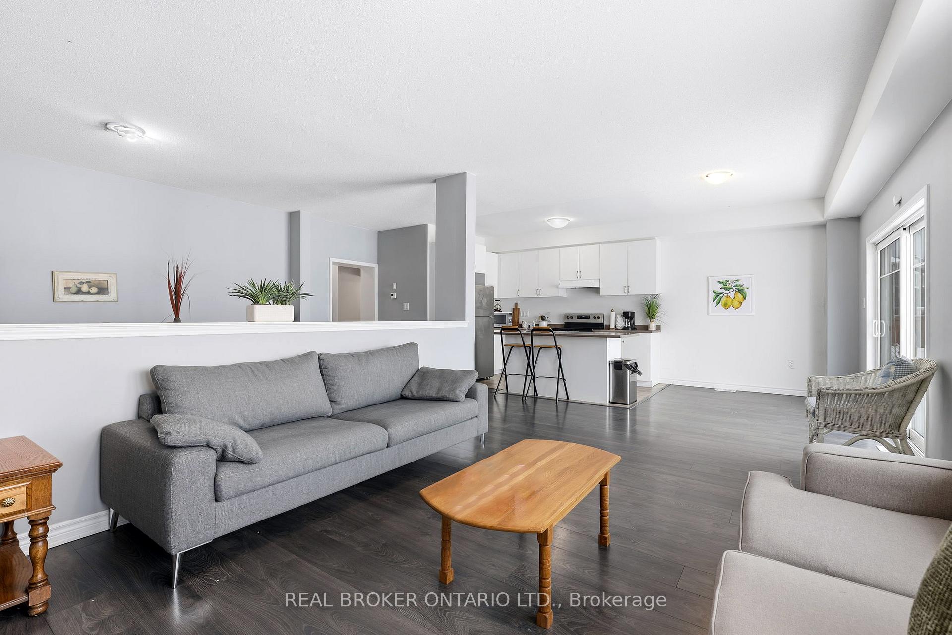 Photo 13 of 38 Sandhill Crane Drive, Wasaga Beach — HOMEH