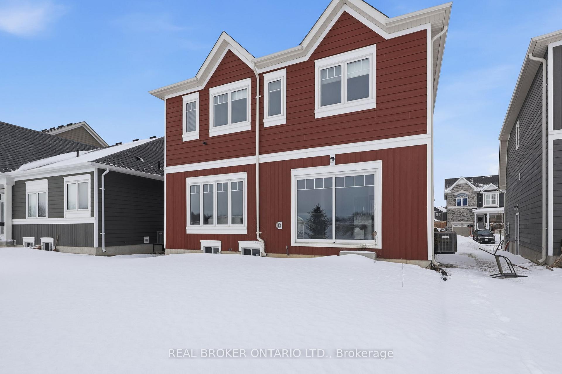Photo 29 of 38 Sandhill Crane Drive, Wasaga Beach — HOMEH