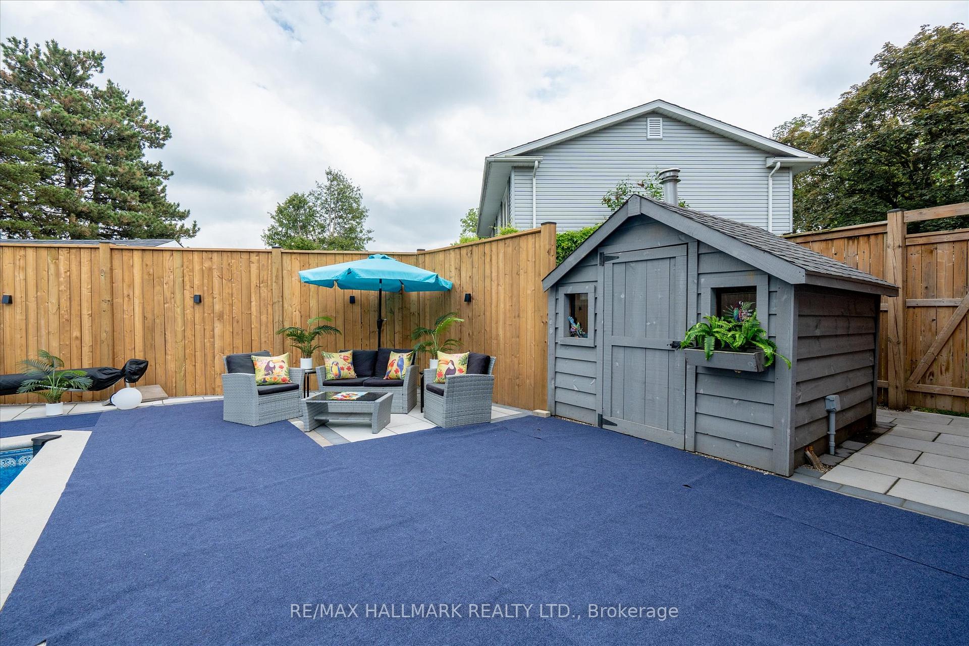 Photo 29 of 119 Charlotte Place, Kitchener, Heritage Park - Kitchener — HOMEH