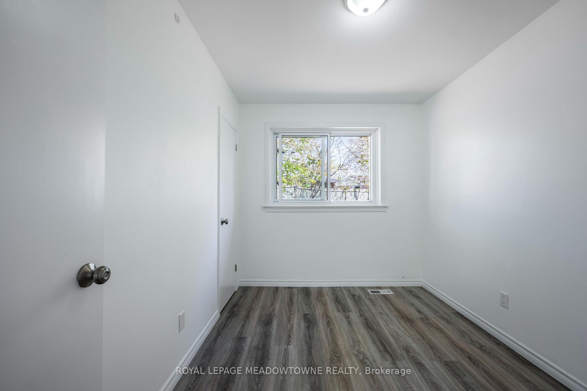 Photo 26 of 169 Longfield Road, Halton Hills, Acton — HOMEH