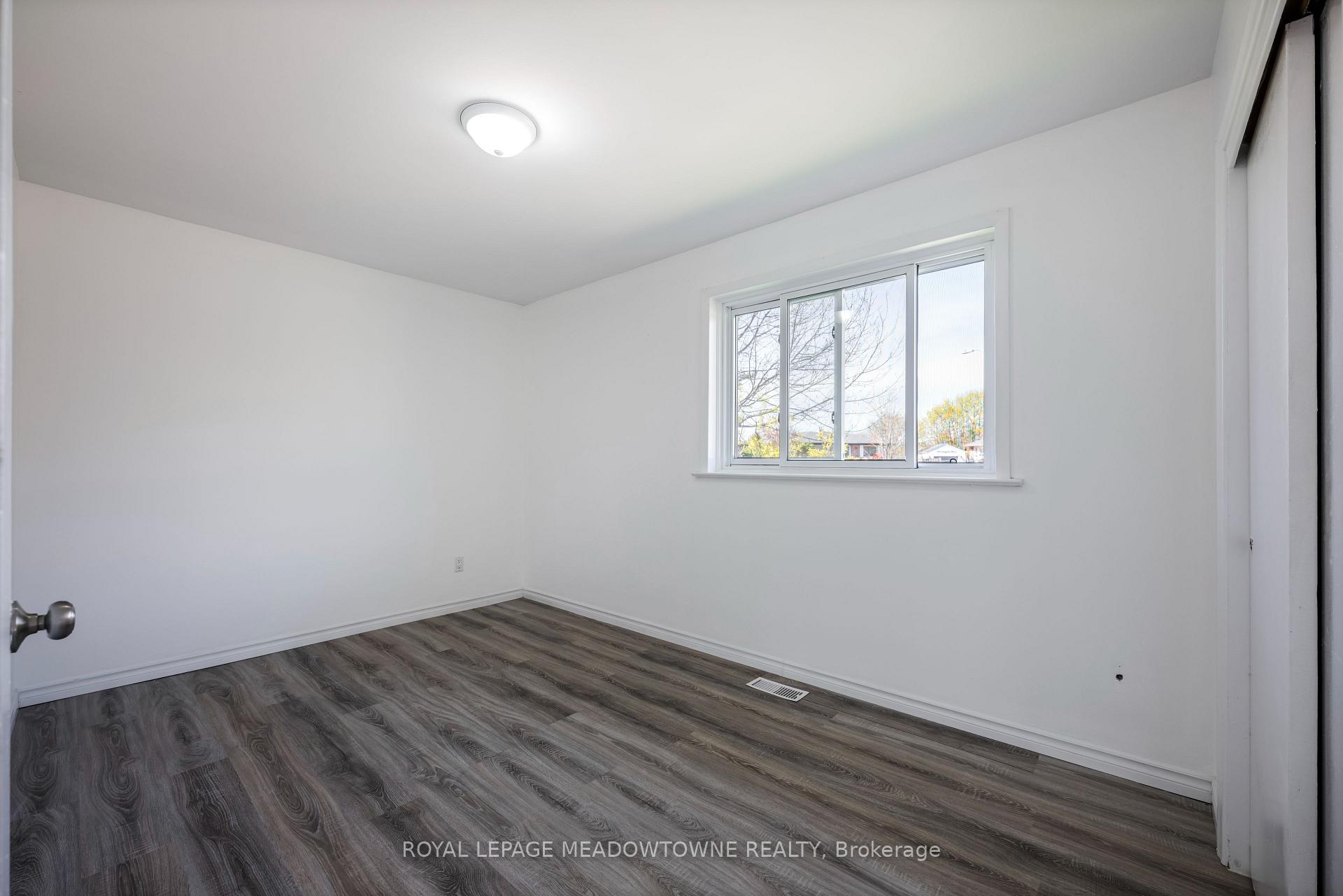 Photo 29 of 169 Longfield Road, Halton Hills, Acton — HOMEH