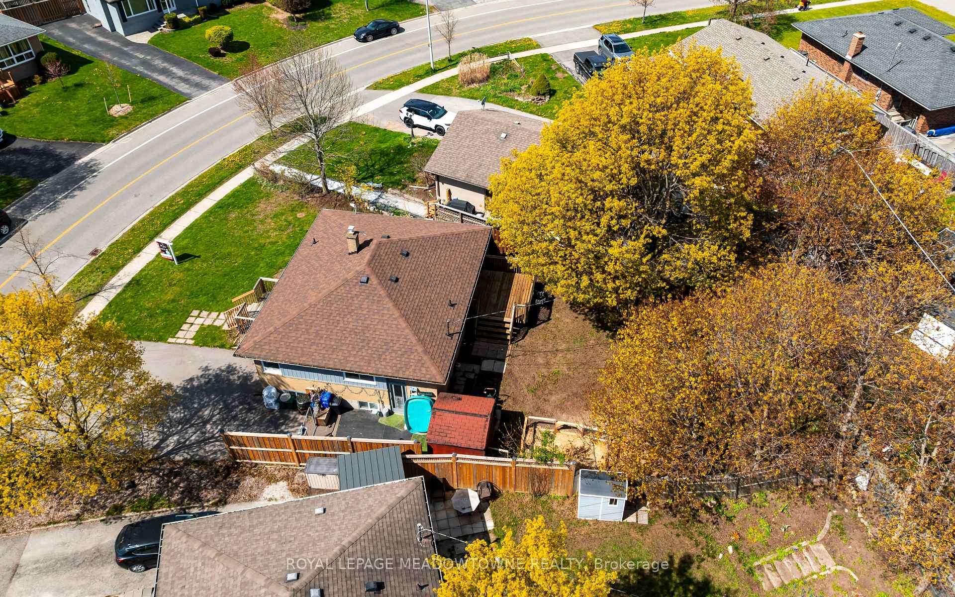 Photo 43 of 169 Longfield Road, Halton Hills, Acton — HOMEH