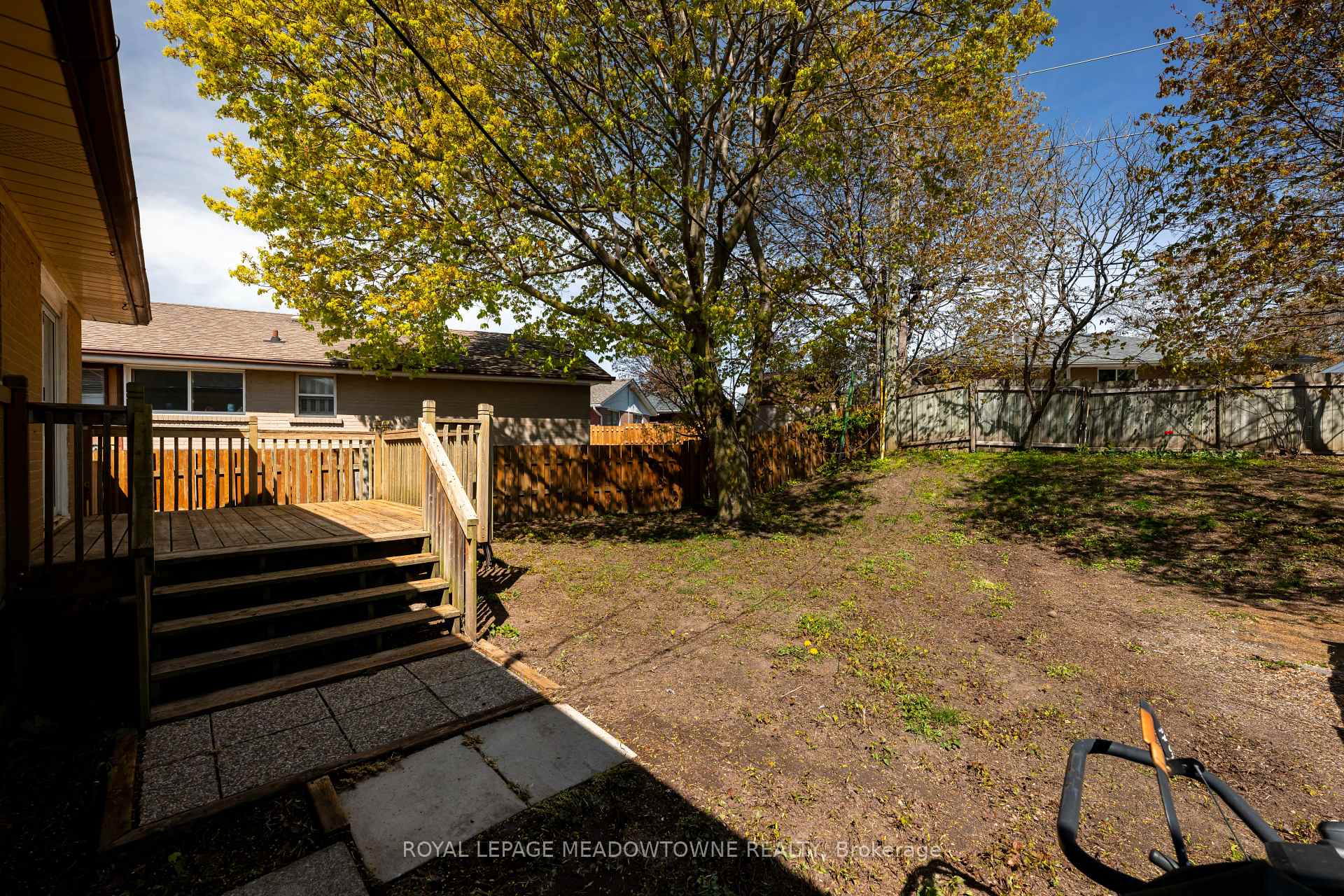 Photo 44 of 169 Longfield Road, Halton Hills, Acton — HOMEH