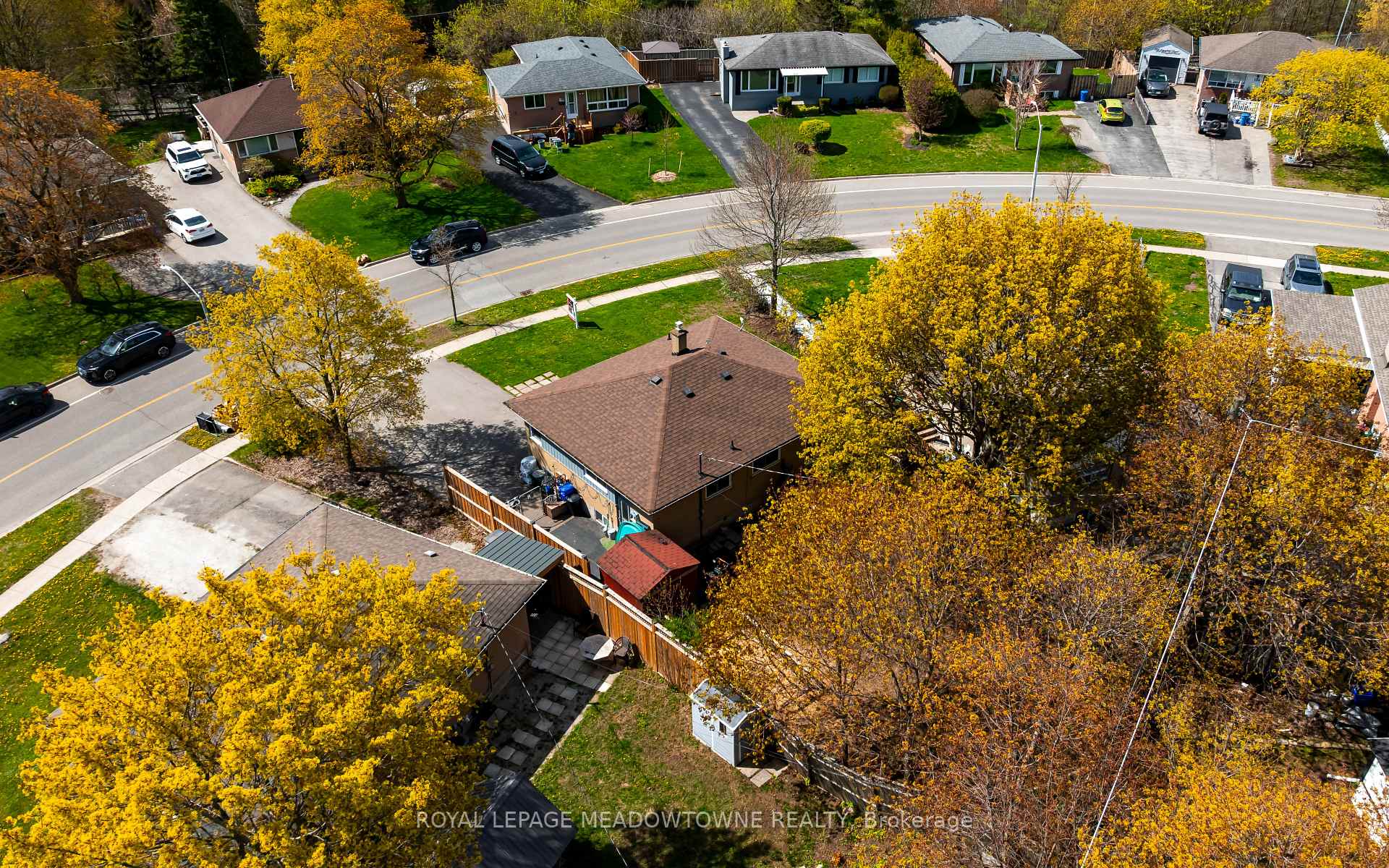 Photo 49 of 169 Longfield Road, Halton Hills, Acton — HOMEH