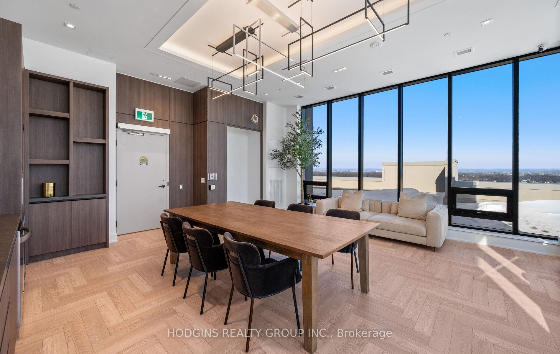 Photo 17 of Unit 813, 1035 Southdown Road, Mississauga, Clarkson — HOMEH