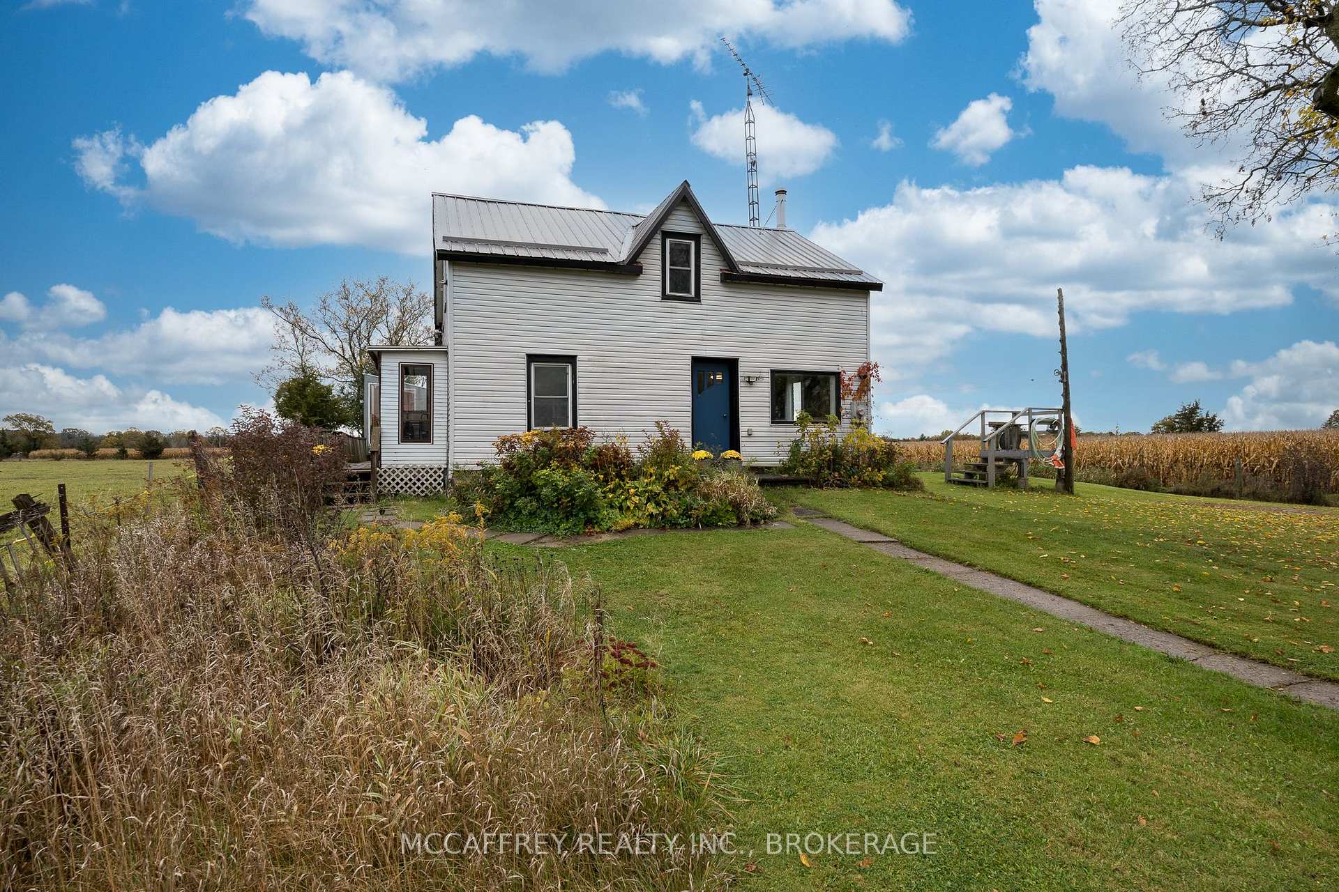 Photo 2 of 6986 Old Highway 2, Tyendinaga, Tyendinaga Township — HOMEH