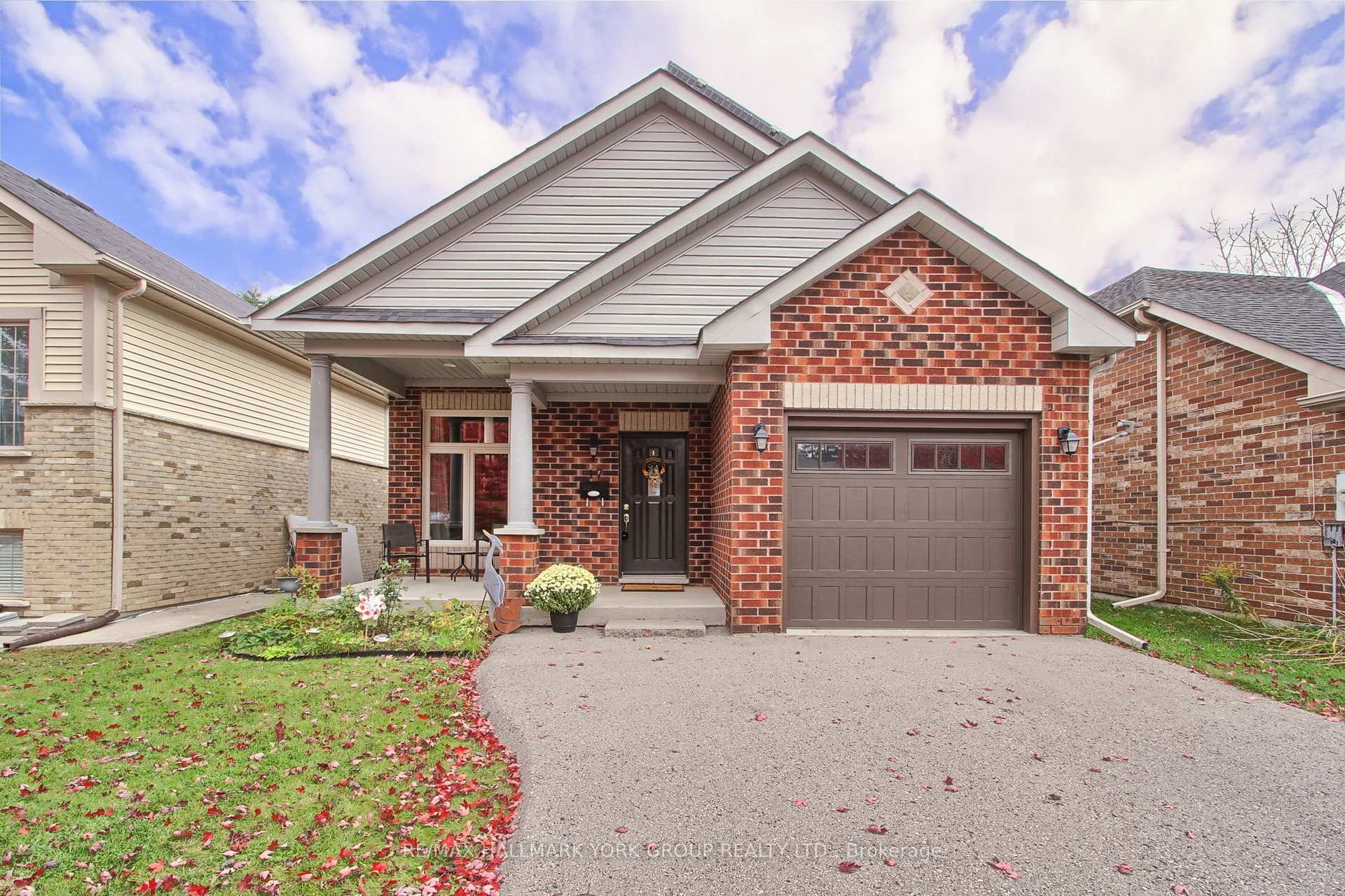 Front of 17 Hillview Drive