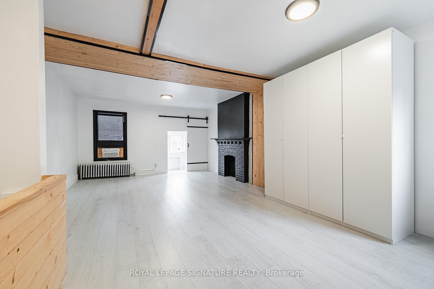 Photo 14 of 8 Adrian Avenue, Toronto, Weston-Pellam Park — HOMEH