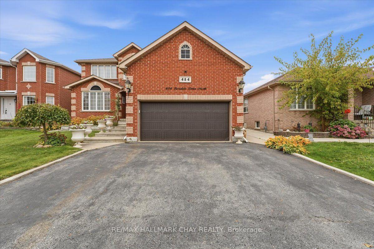 Photo 1 of Unit Main/Upper, 484 Ferndale Drive, Barrie, Northwest — HOMEH