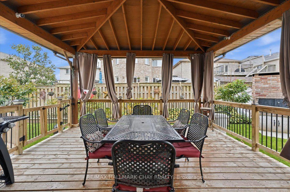 Photo 2 of Unit Main/Upper, 484 Ferndale Drive, Barrie, Northwest — HOMEH
