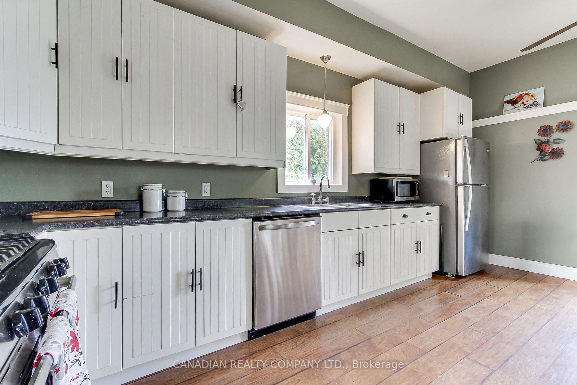 Photo 9 of 59 Johnston Street, Georgina, Pefferlaw — HOMEH