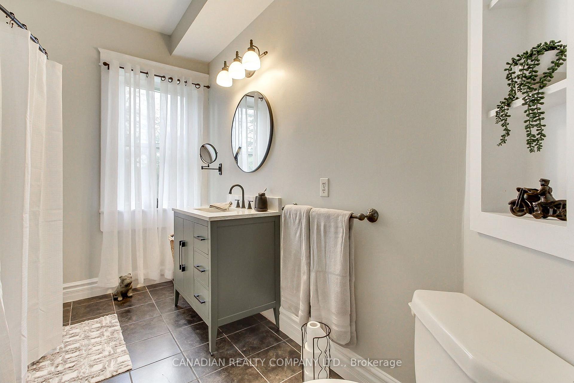 Photo 17 of 59 Johnston Street, Georgina, Pefferlaw — HOMEH