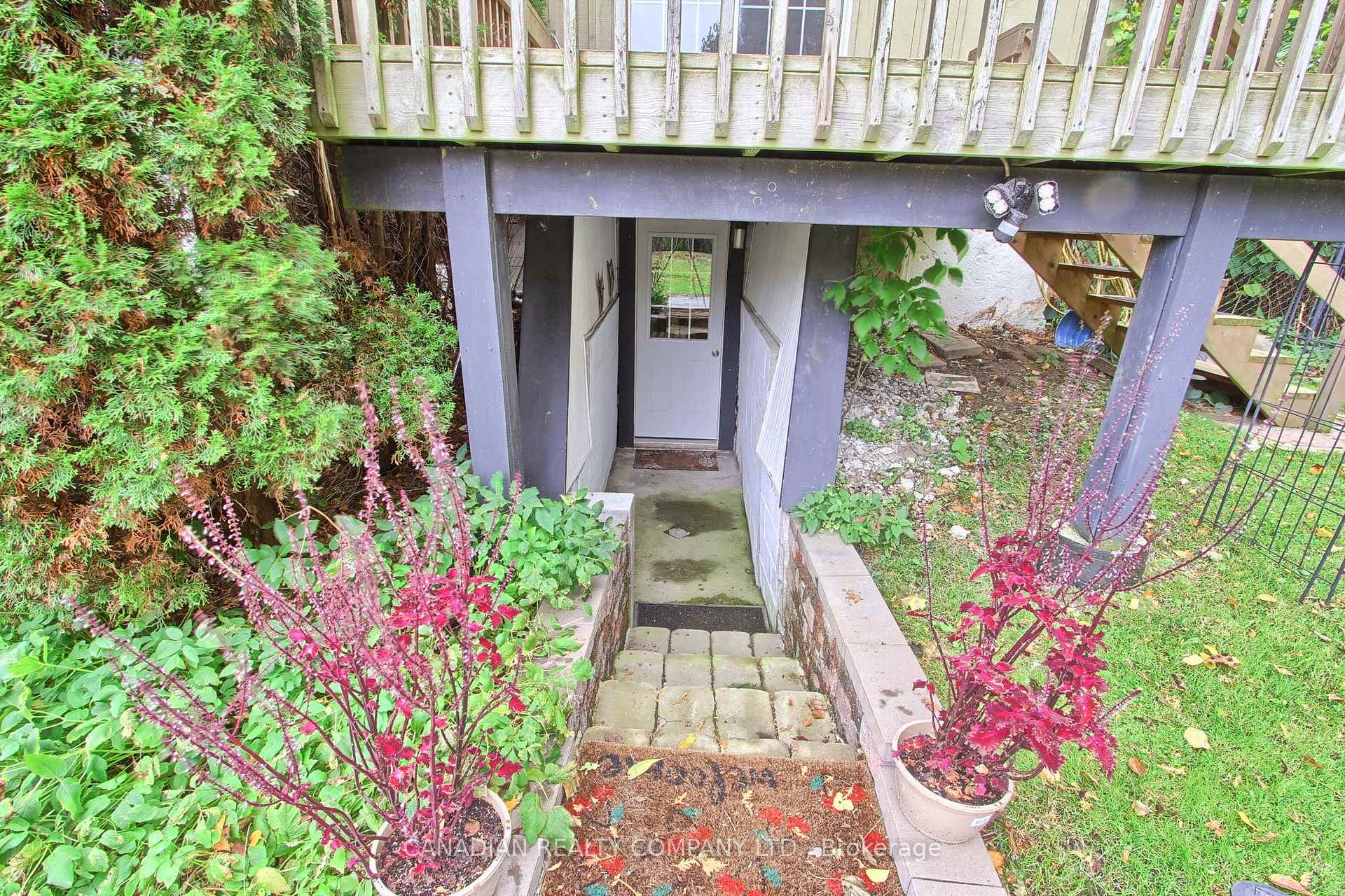 Photo 30 of 59 Johnston Street, Georgina, Pefferlaw — HOMEH