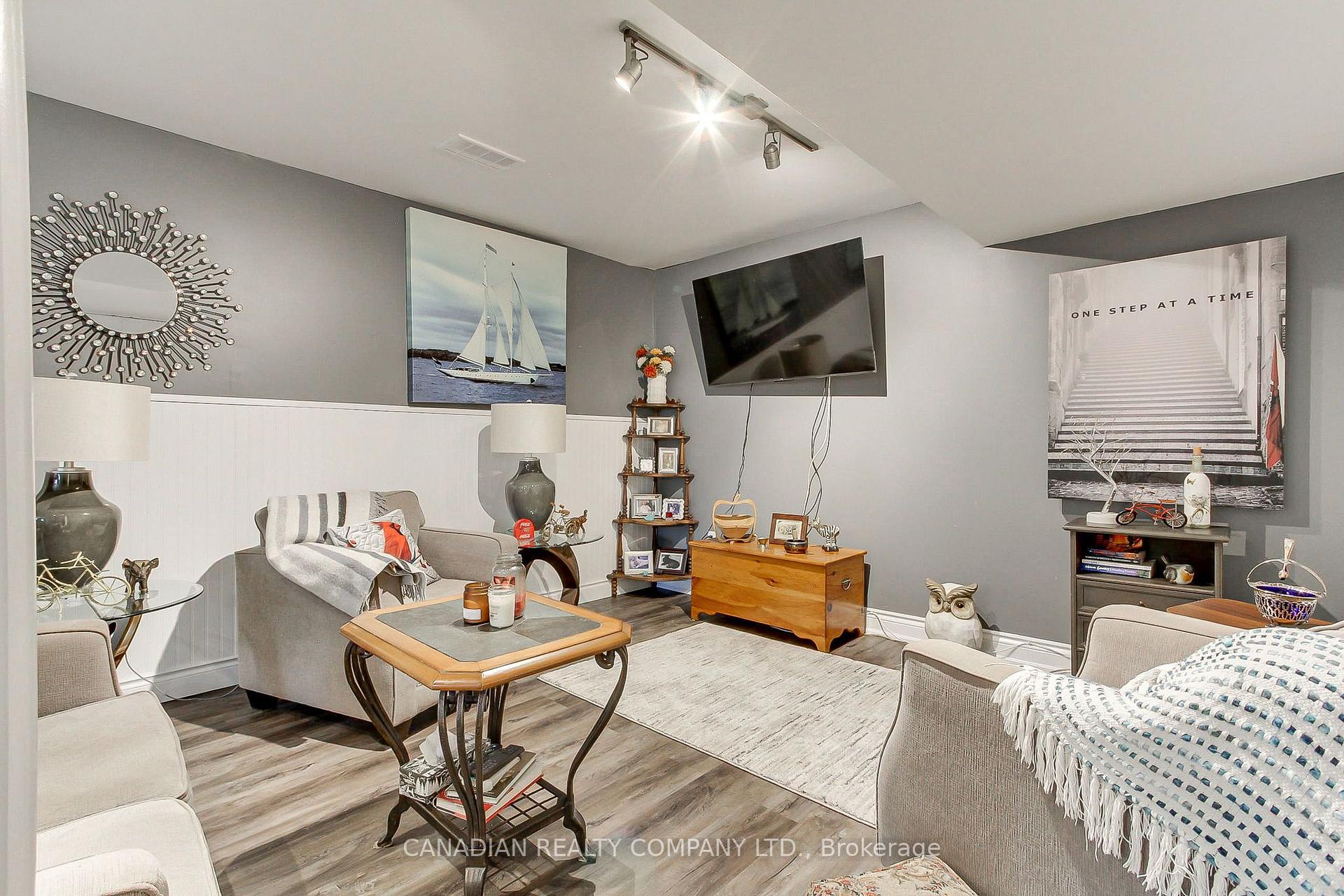 Photo 35 of 59 Johnston Street, Georgina, Pefferlaw — HOMEH
