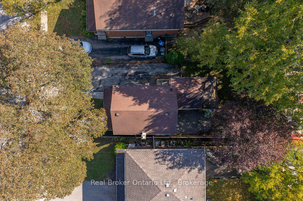 Photo 12 of 84 Alma Street N, Guelph, Junction/Onward Willow — HOMEH