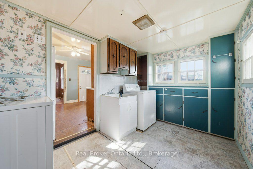 Photo 43 of 84 Alma Street N, Guelph, Junction/Onward Willow — HOMEH
