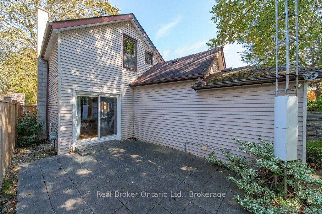 Photo 81 of 84 Alma Street N, Guelph, Junction/Onward Willow — HOMEH