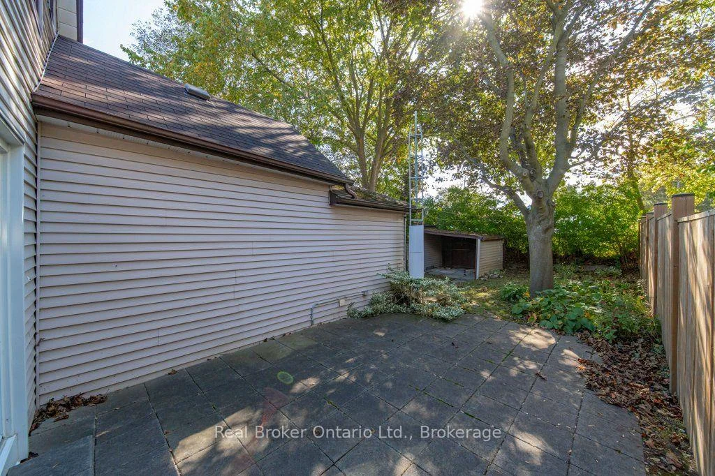 Photo 4 of 84 Alma Street N, Guelph, Junction/Onward Willow — HOMEH