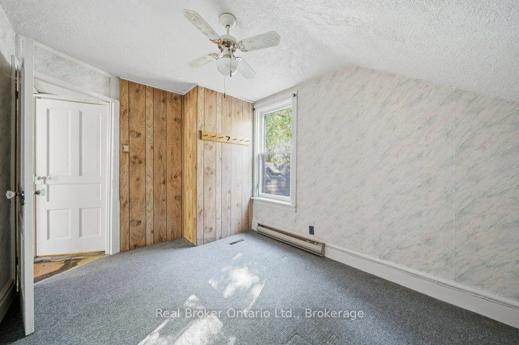 Photo 34 of 84 Alma Street N, Guelph, Junction/Onward Willow — HOMEH