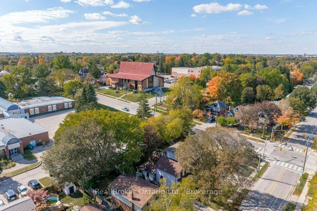 Photo 90 of 84 Alma Street N, Guelph, Junction/Onward Willow — HOMEH