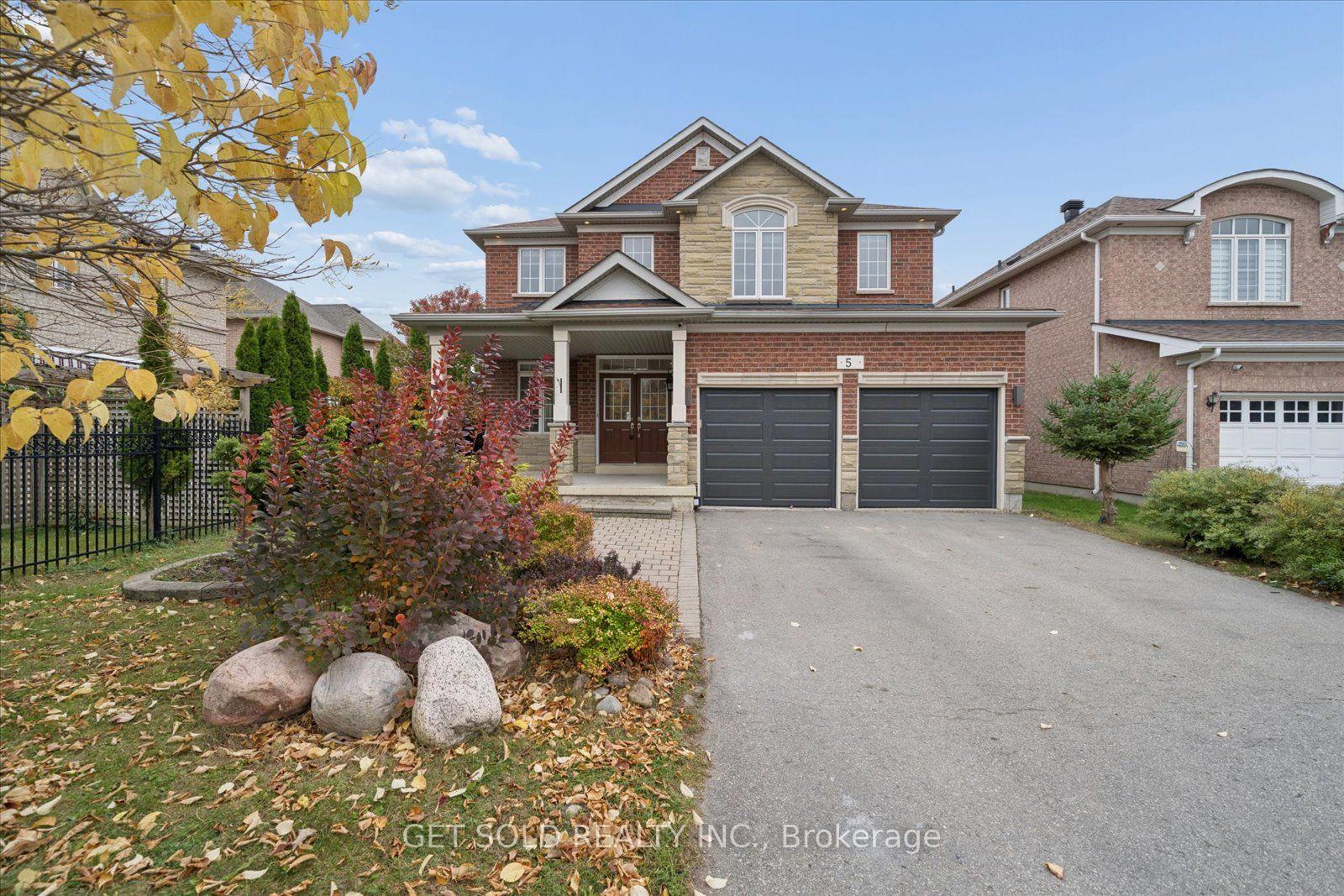 Photo 2 of 5 Ravine Edge Drive, Richmond Hill, Jefferson — HOMEH