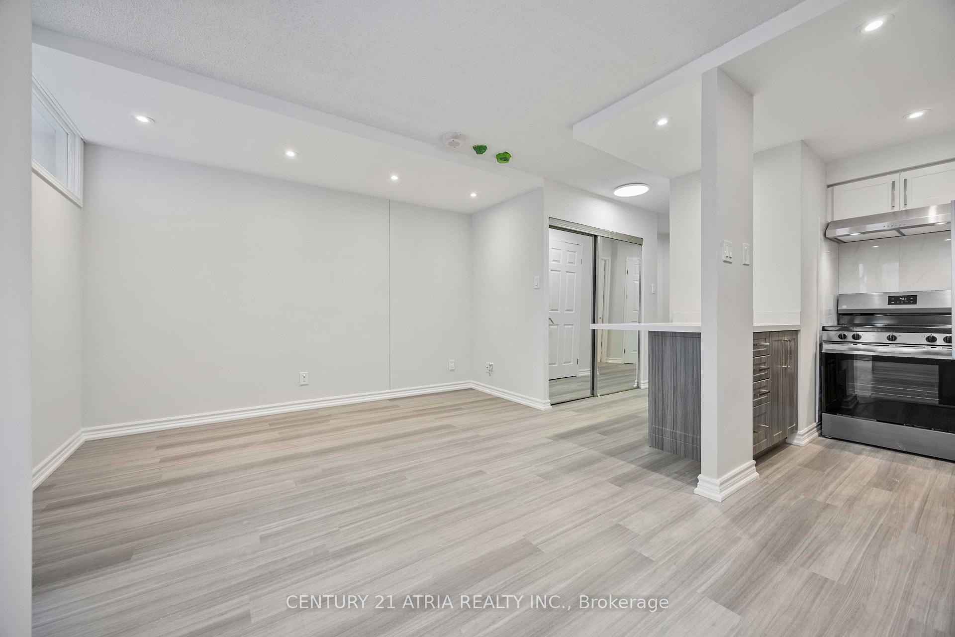 Photo 3 of Unit 2205, 55 Centre Avenue, Toronto, Bay Street Corridor — HOMEH