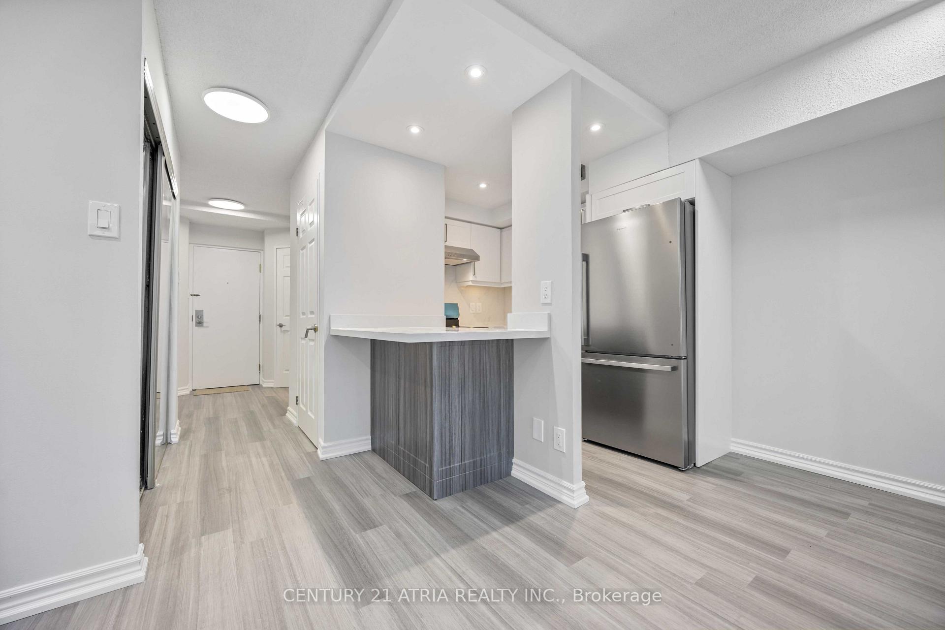 Photo 7 of Unit 2205, 55 Centre Avenue, Toronto, Bay Street Corridor — HOMEH