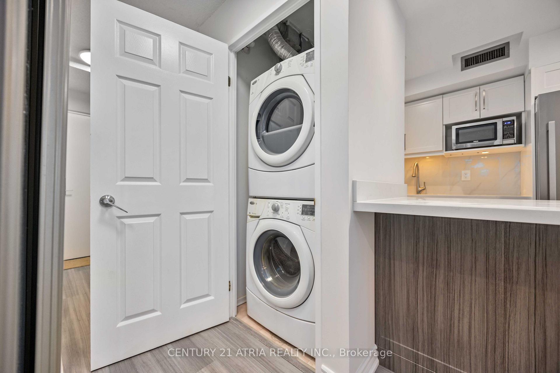 Photo 11 of Unit 2205, 55 Centre Avenue, Toronto, Bay Street Corridor — HOMEH