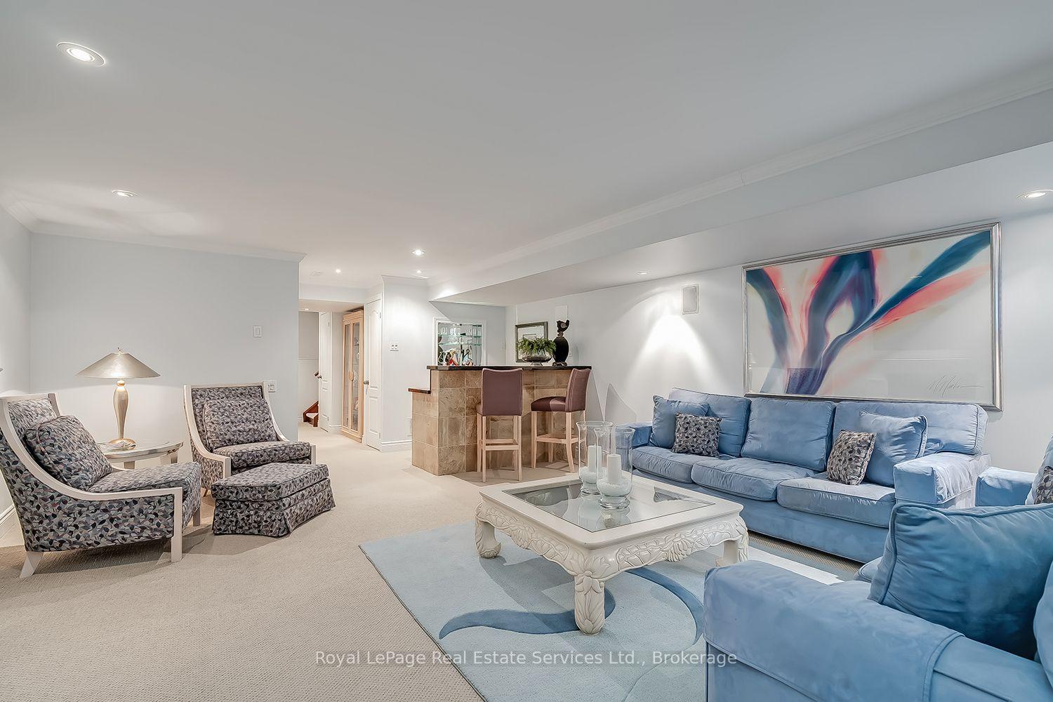 Photo 31 of 207 Tawny Crescent, Oakville, Bronte — HOMEH