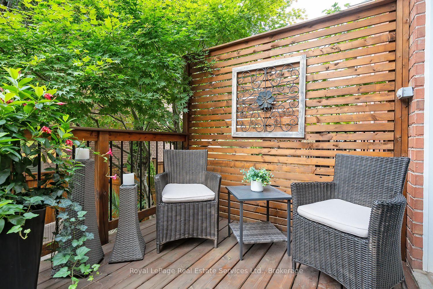 Photo 36 of 207 Tawny Crescent, Oakville, Bronte — HOMEH