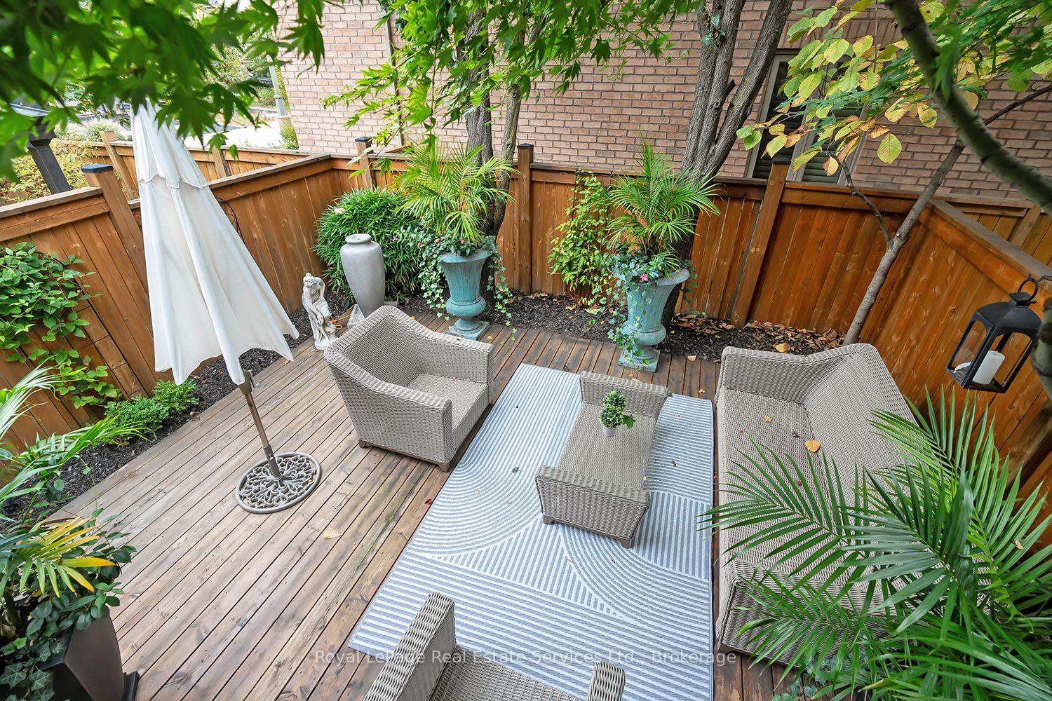 Photo 39 of 207 Tawny Crescent, Oakville, Bronte — HOMEH