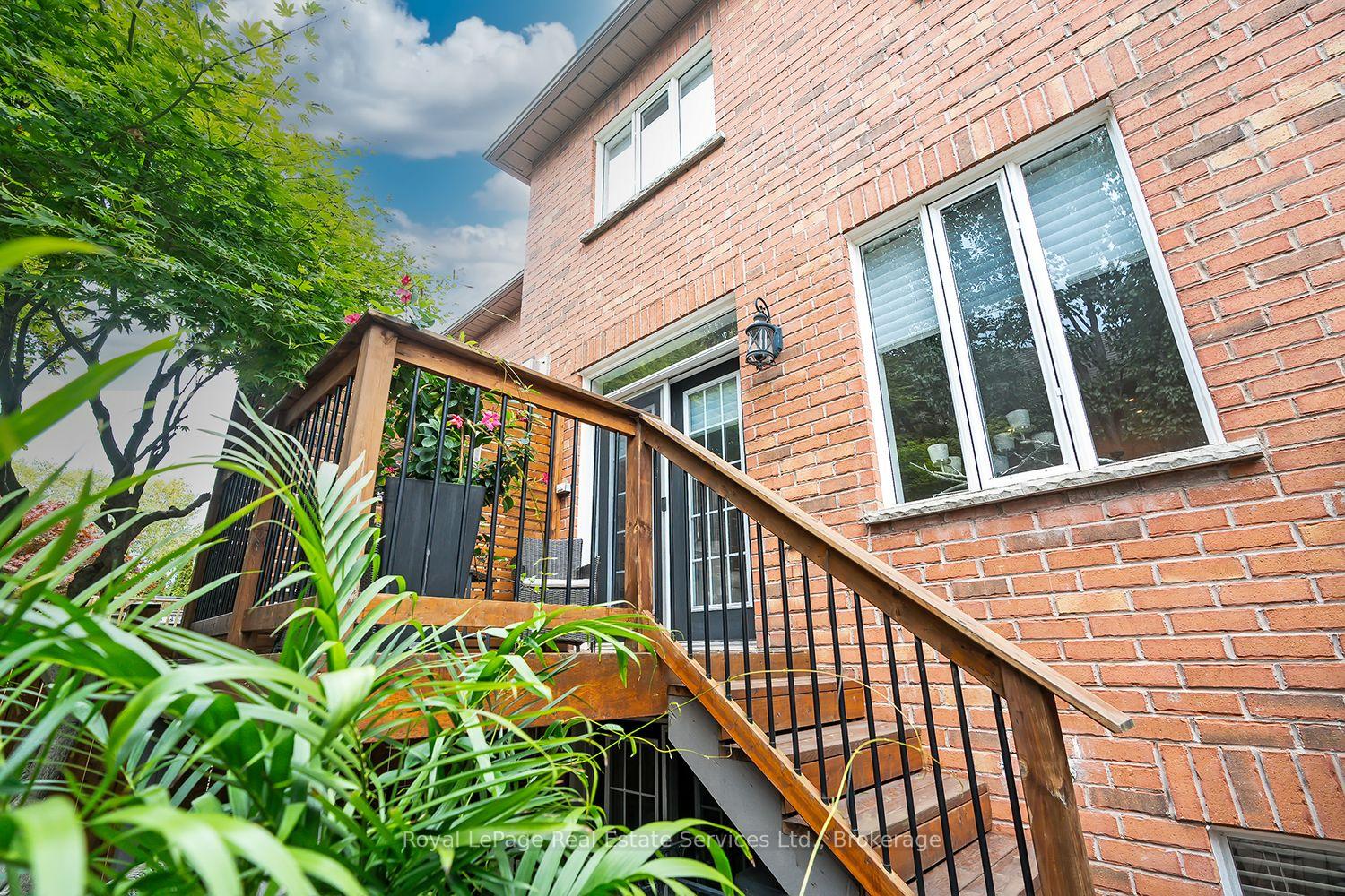 Photo 41 of 207 Tawny Crescent, Oakville, Bronte — HOMEH
