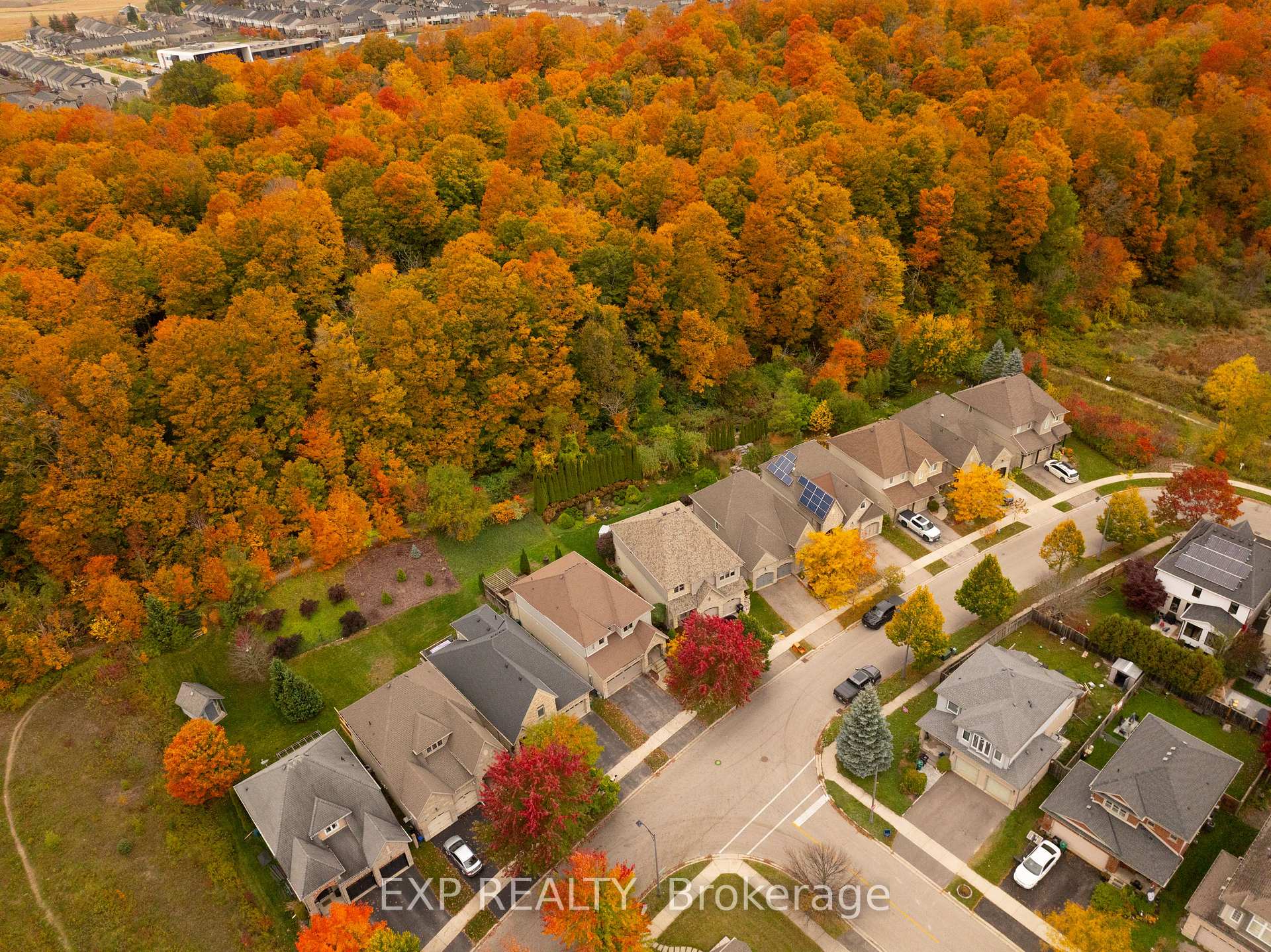 Photo 47 of 697 Rhine Fall Drive, Waterloo — HOMEH