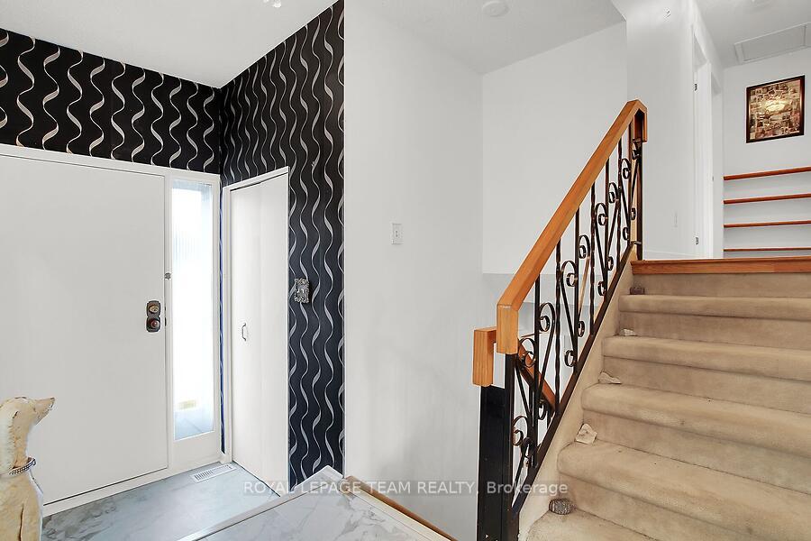 Photo 18 of 31 Ross Street, Smiths Falls, Smiths Falls — HOMEH