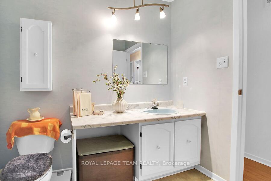 Photo 21 of 31 Ross Street, Smiths Falls, Smiths Falls — HOMEH