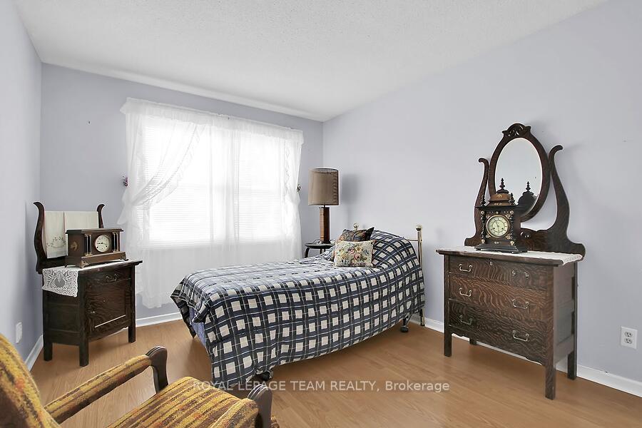 Photo 26 of 31 Ross Street, Smiths Falls, Smiths Falls — HOMEH